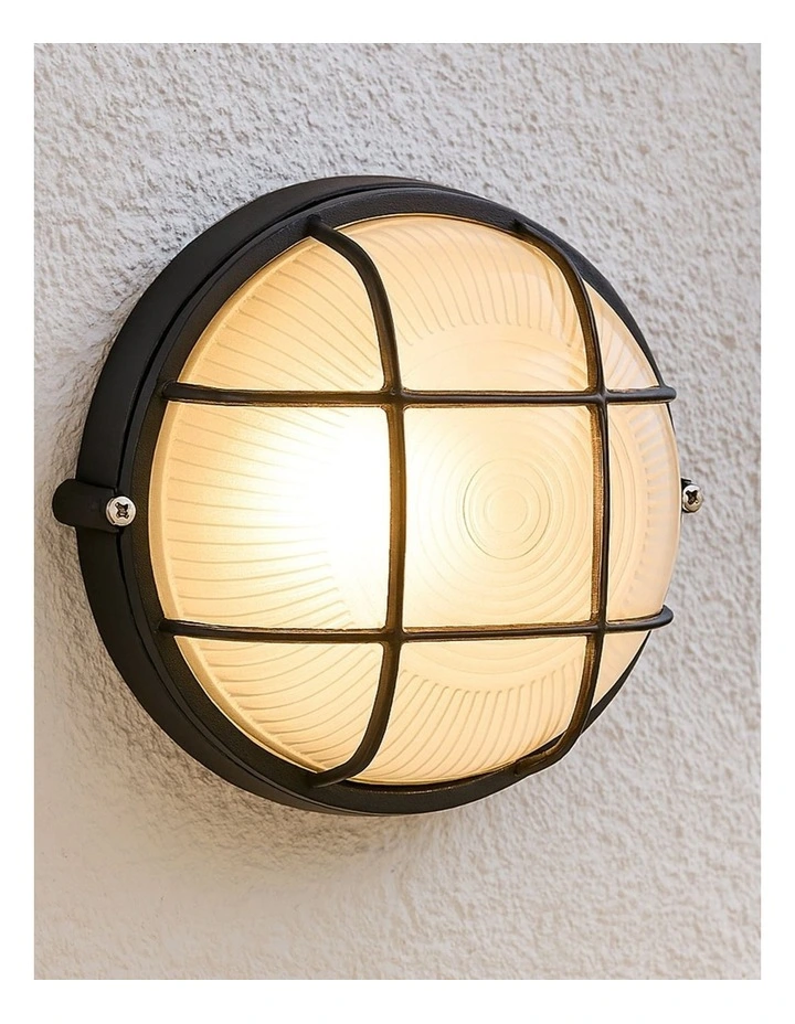 Duro Round Caged Outdoor Bunker in Black image 2
