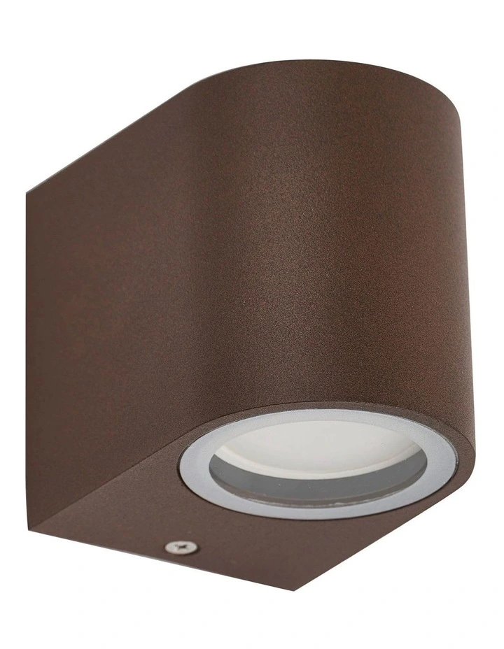 Olaris Outdoor Wall Light in Rusty image 3
