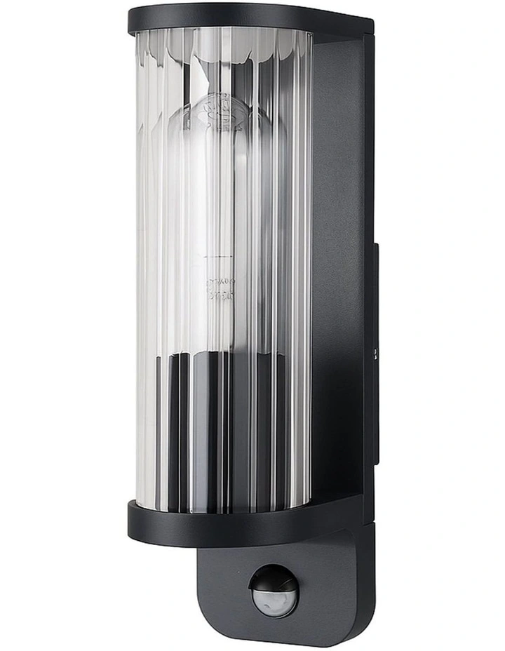 Arlo Outdoor Wall Light with PIR Sensor in Black image 3