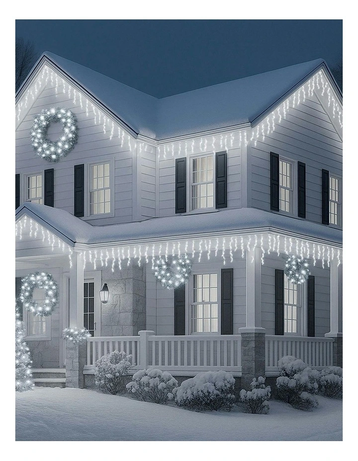 LED Crazy Twinkle Icicle Light in White image 1
