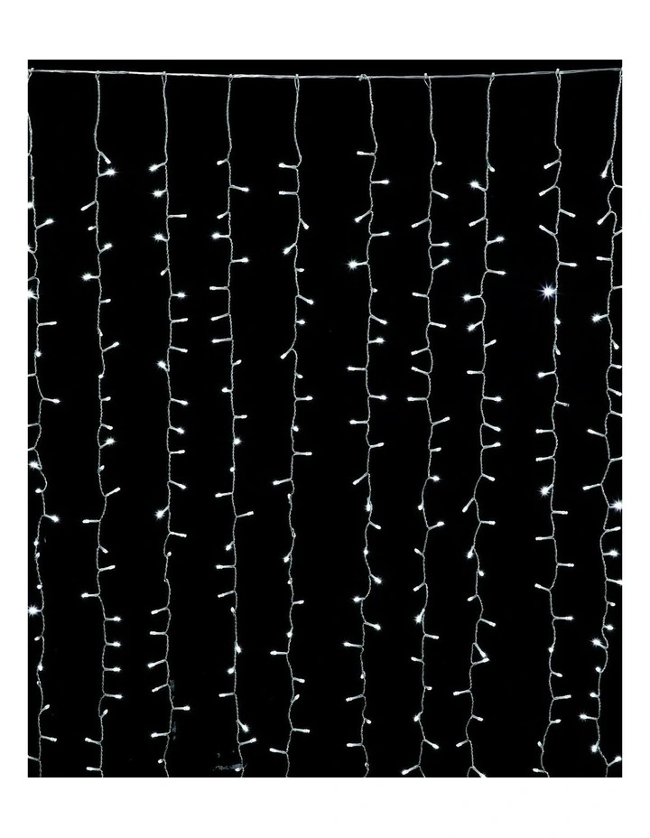Crazy Twinkle Curtain Lights 800 in White image 2
