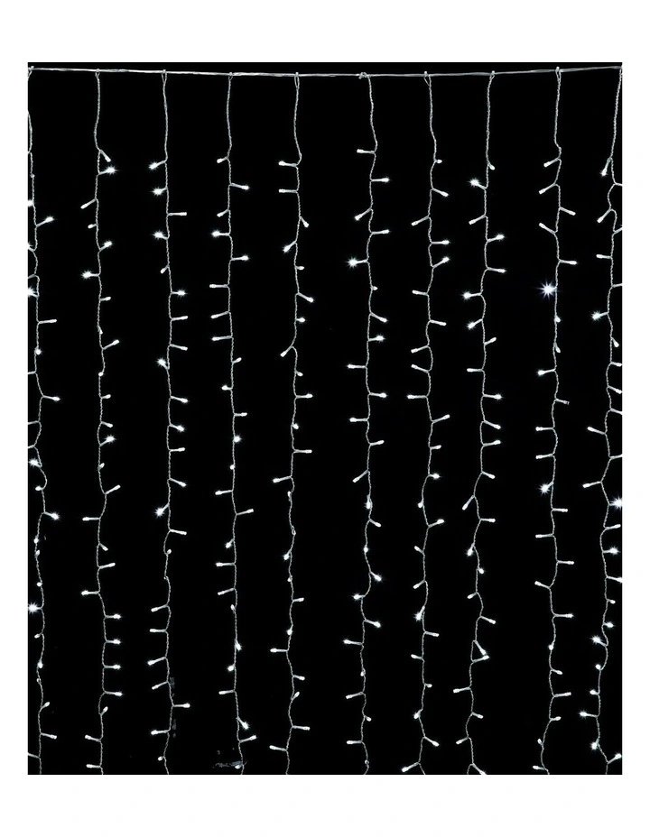 Crazy Twinkle Curtain Lights 800 in White image 2