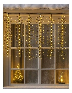Waterfall Cluster Icicle Lights in Warm White