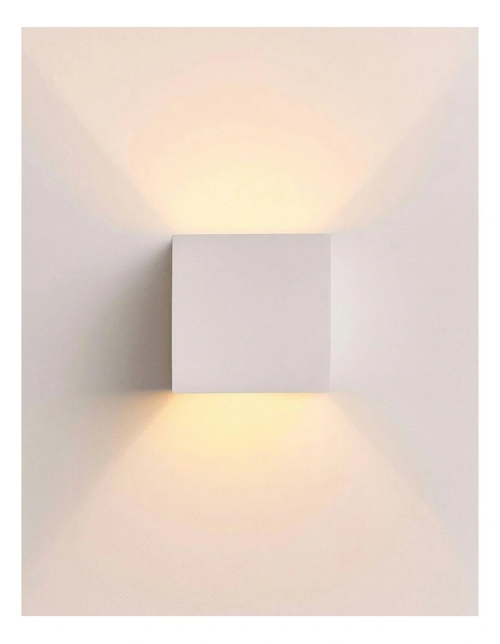 Solvia Plaster Wall Sconce 1 Light in White image 2