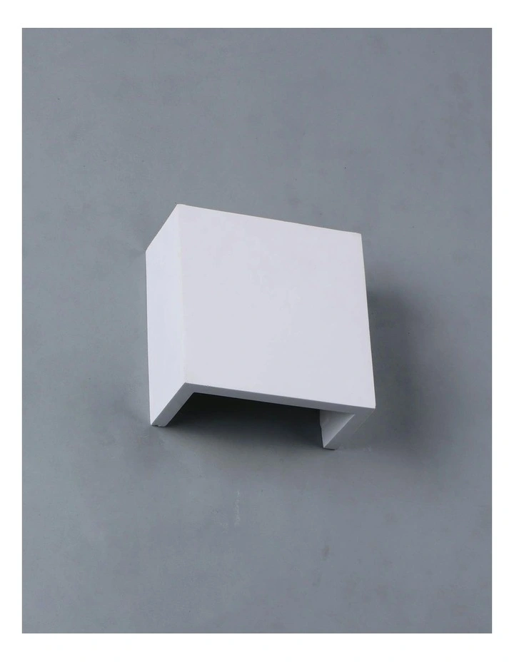 Solvia Plaster Wall Sconce 1 Light in White image 4
