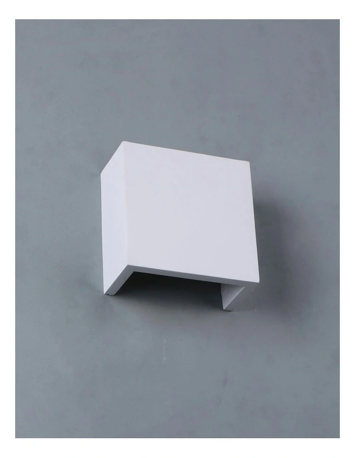 Solvia Plaster Wall Sconce 1 Light in White image 4