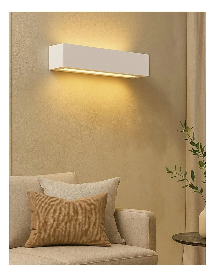 Elvon Plaster Medium Wall Sconce in White image 3