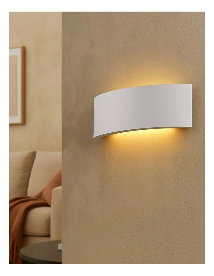Kavik Plaster Wall Sconce in White image 3