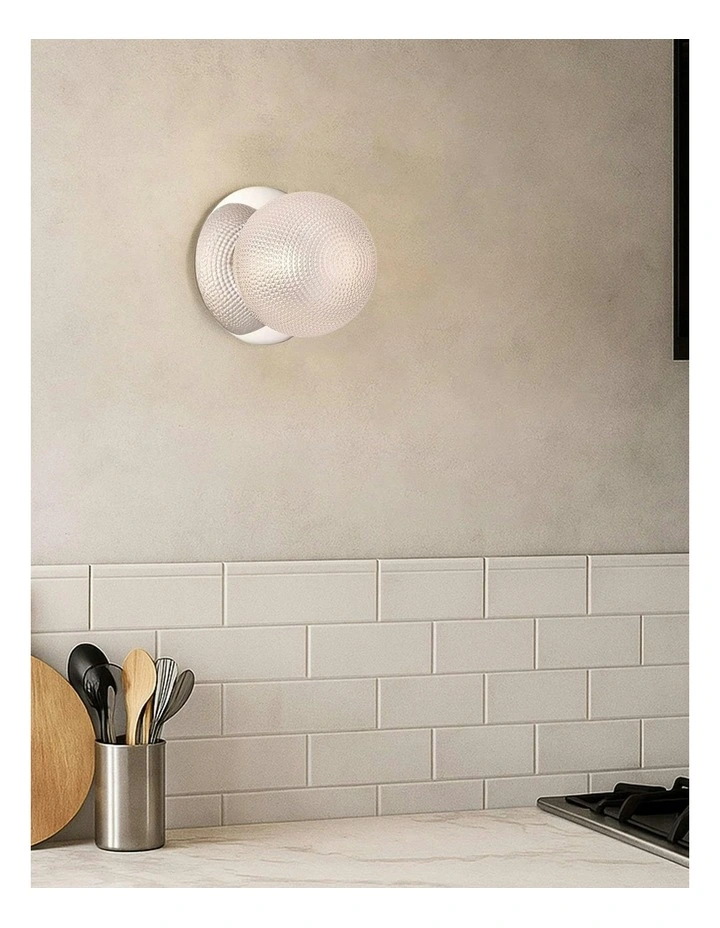 Odessa Diamond Cut Glass LED Wall Light in Warm White/Small image 6