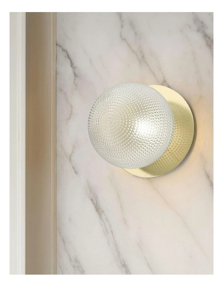 Odessa Diamond Cut Glass LED Wall Light in Gold Base White/Large image 7