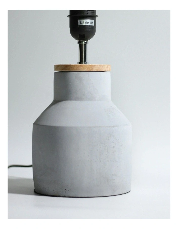 Sophie Table Lamp in Light Brown image 3