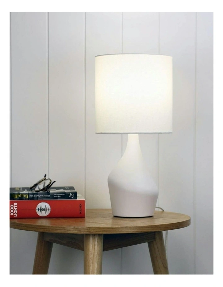 Zale Ceramic Table Lamp in White image 4