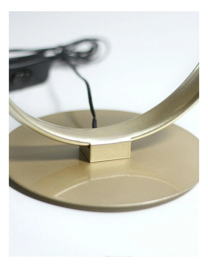 Ainhoa Table Lamp in Gold image 6