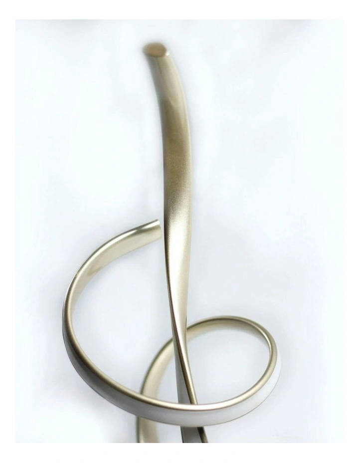 Ainhoa Table Lamp in Gold image 7
