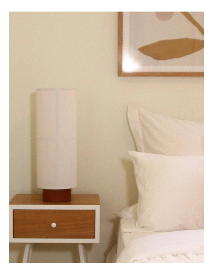 Ailsa Linen Table Lamp in White image 6