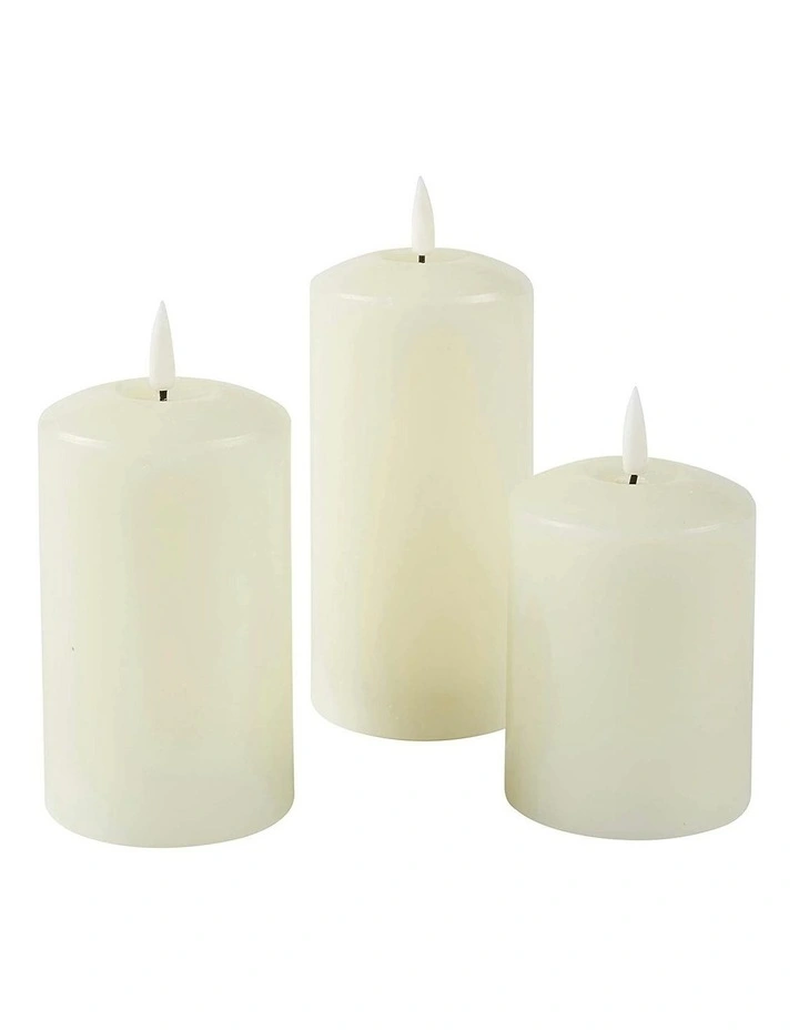 Led Wax Pillar Candles Set Of 2 13cm in Ivory image 3
