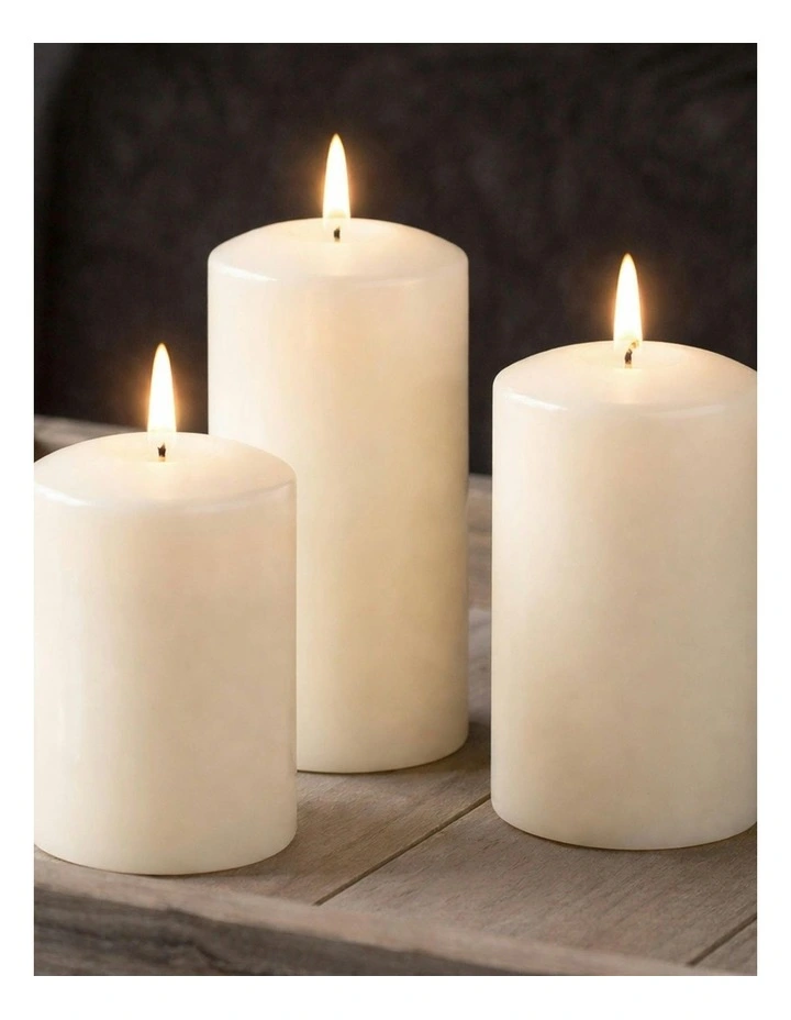 Led Wax Pillar Candles Set Of 2 13cm in Ivory image 5