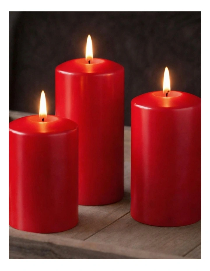 Led Wax Pillar Candles Set Of 2 13.5cm in Red image 2