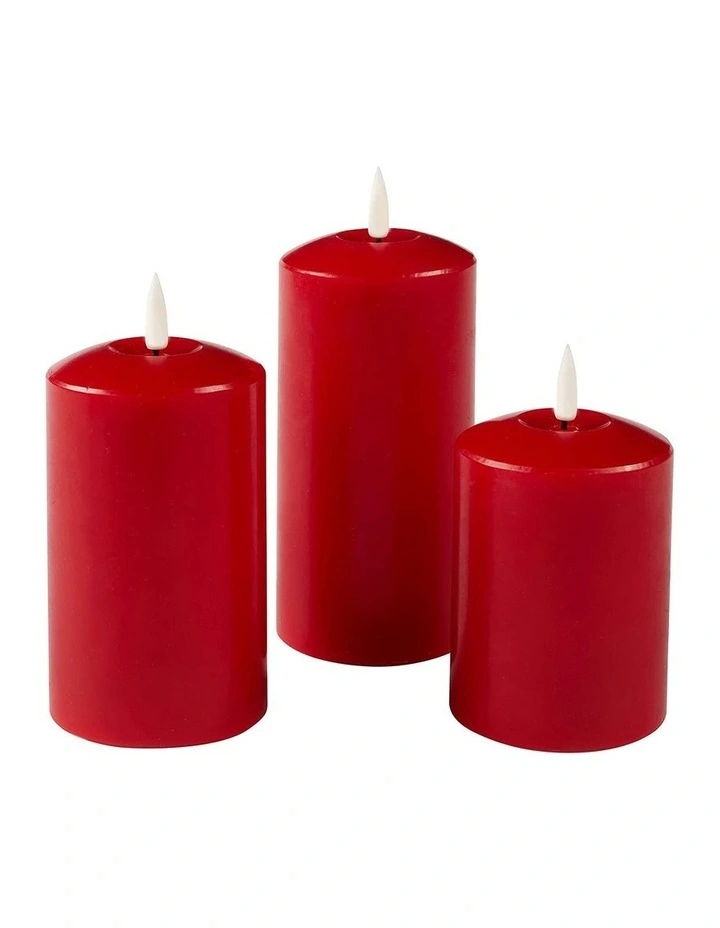 LED 18cm Wax Pillar Candles 2-Set in Red image 4