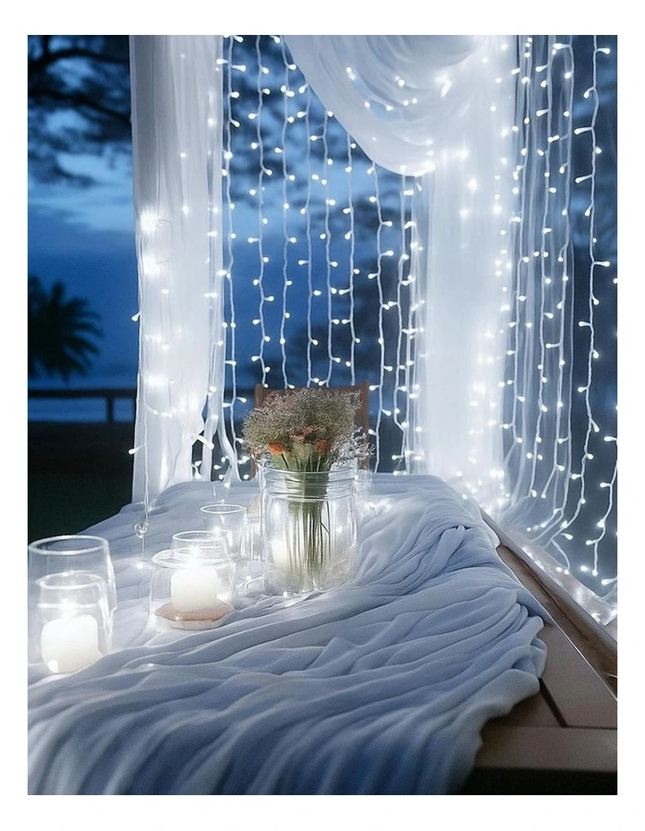 1008 LEDs Waterfall Icicle Light in White image 2