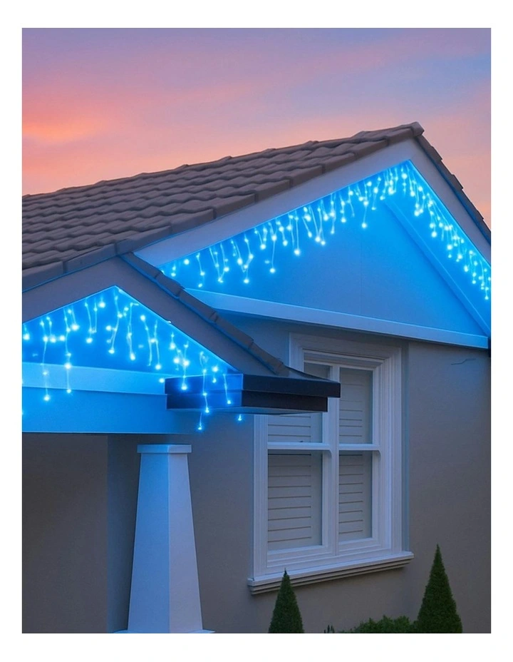 500 LED Connectable Icicle Light in Blue/White image 2