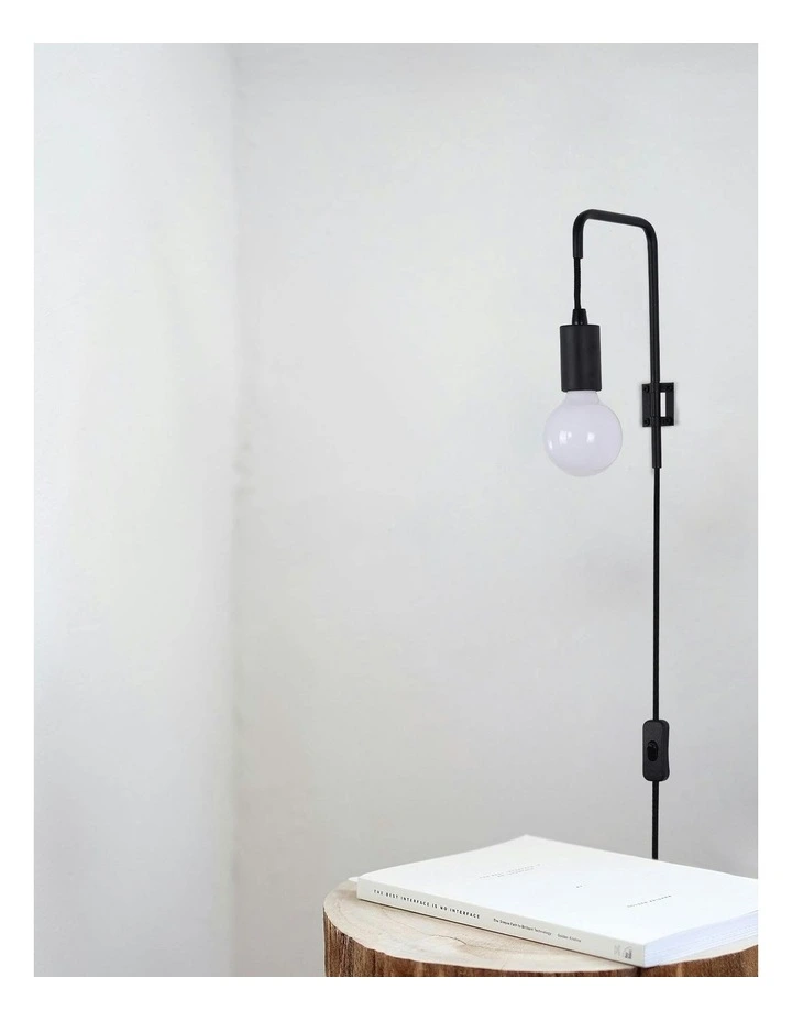Lorin Wall Light in Black image 5