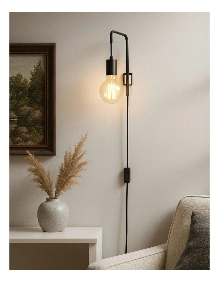 Lorin Wall Light in Black image 6