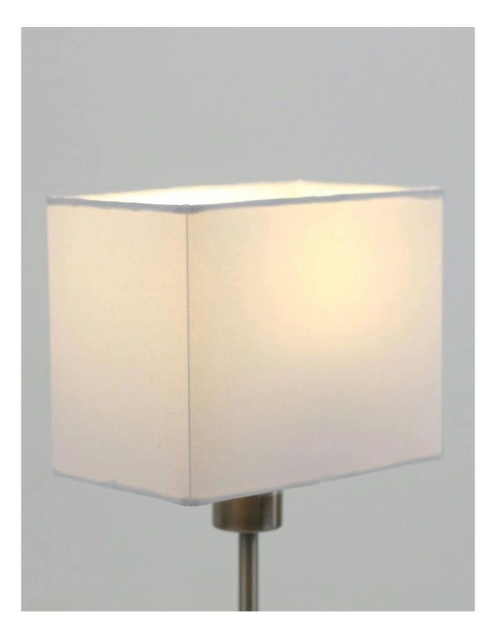 Pueblo Table Lamp Set of 2 in White image 4