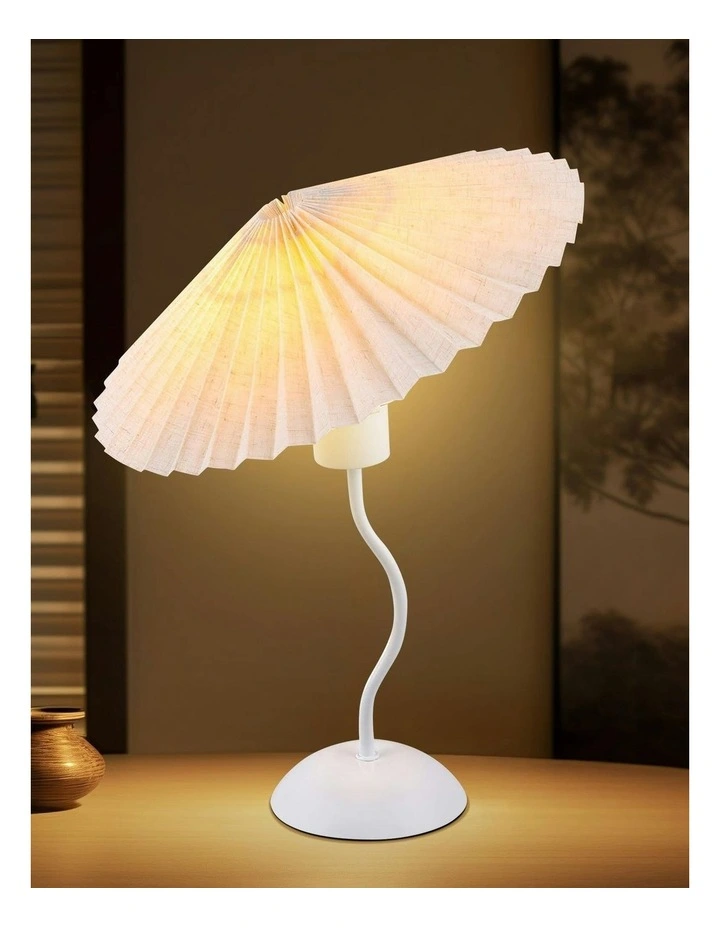 Piairie Table Lamp in White image 7