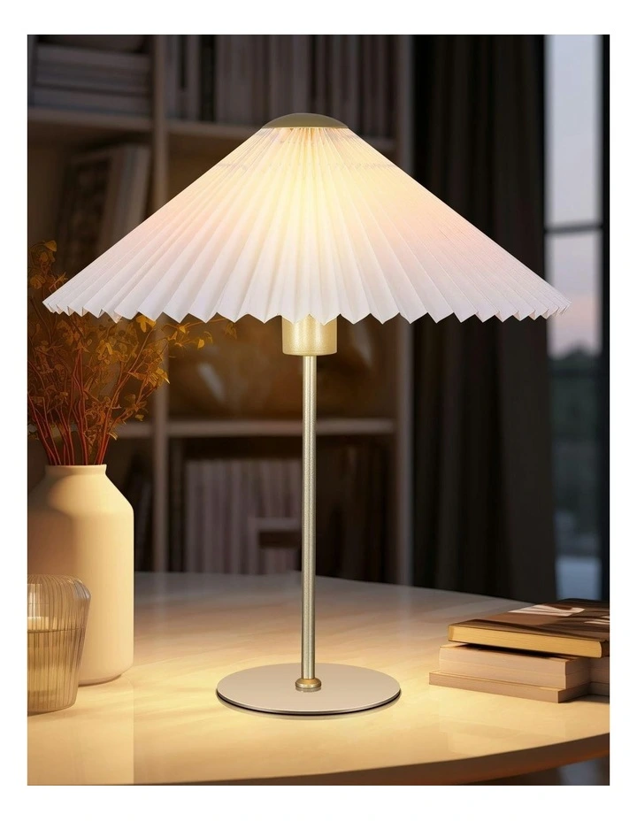 Peck Pleated Table Lamp in Gold/White image 7