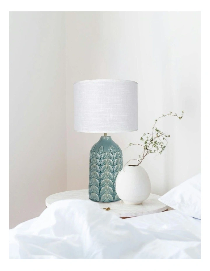 Bloom Ceramic Table Lamp in Blue/White image 7