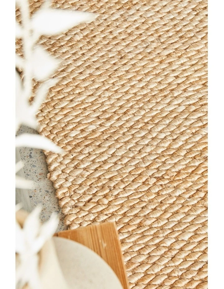 Hive Natural Runner Rug in Natural image 2