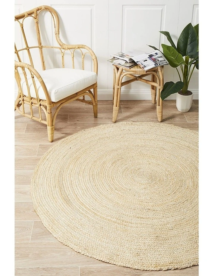 Atrium Polo Round Rug in Bleach image 2