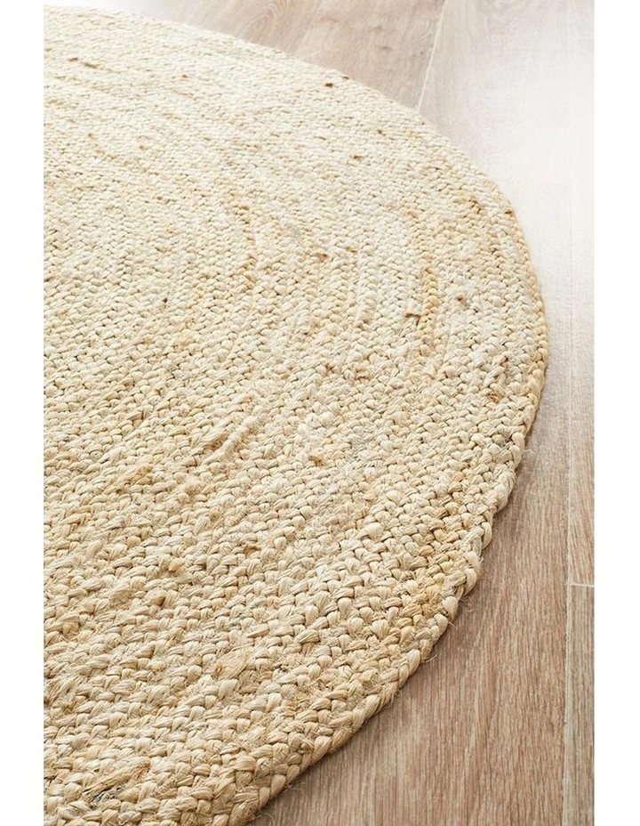 Atrium Polo Round Rug in Bleach image 7