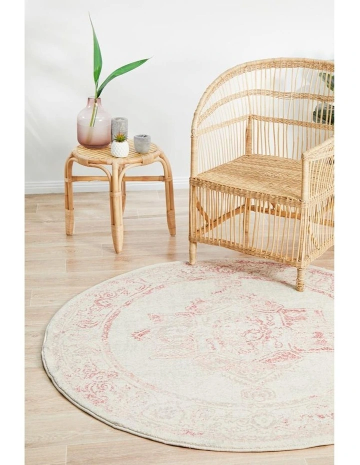 Avenue Round Rug 702 in Rose image 4