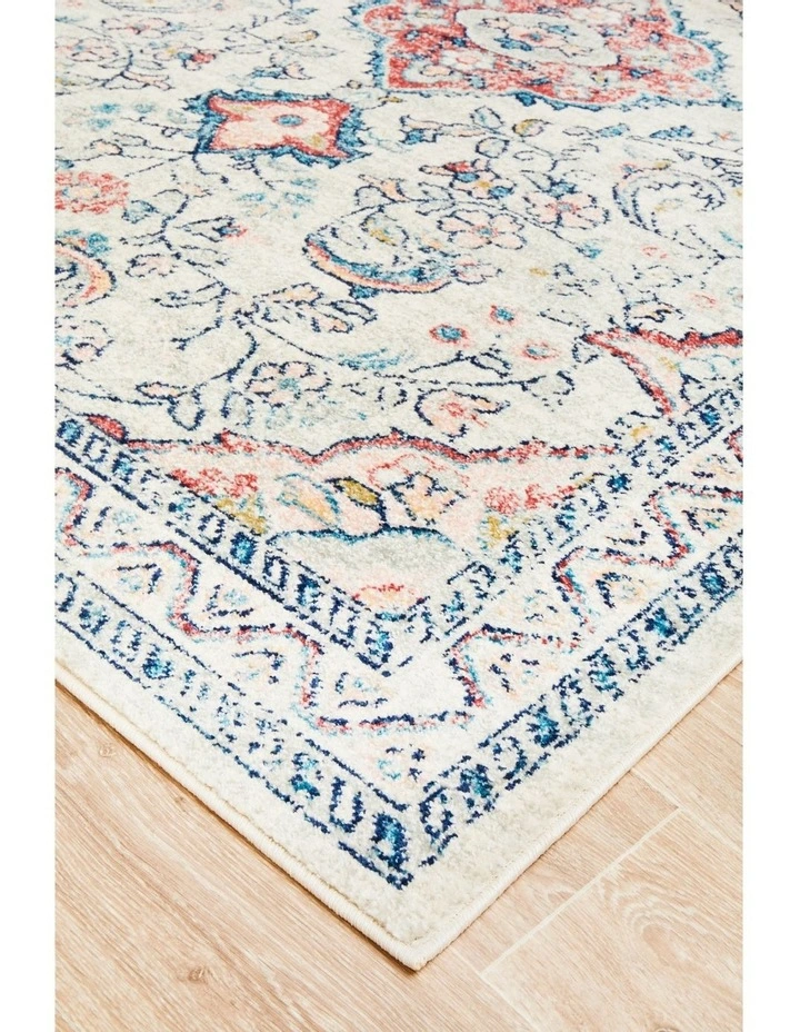 Avenue Pastel Rug 705 in Silver image 4