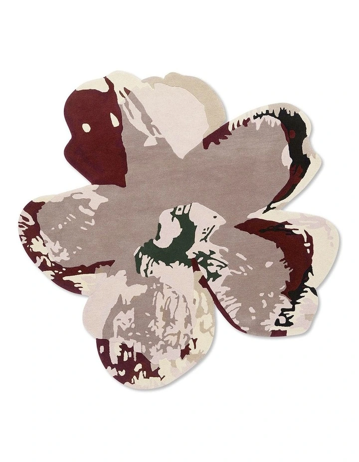 Shaped Magnolia Rug 162303 in Burgundy image 1