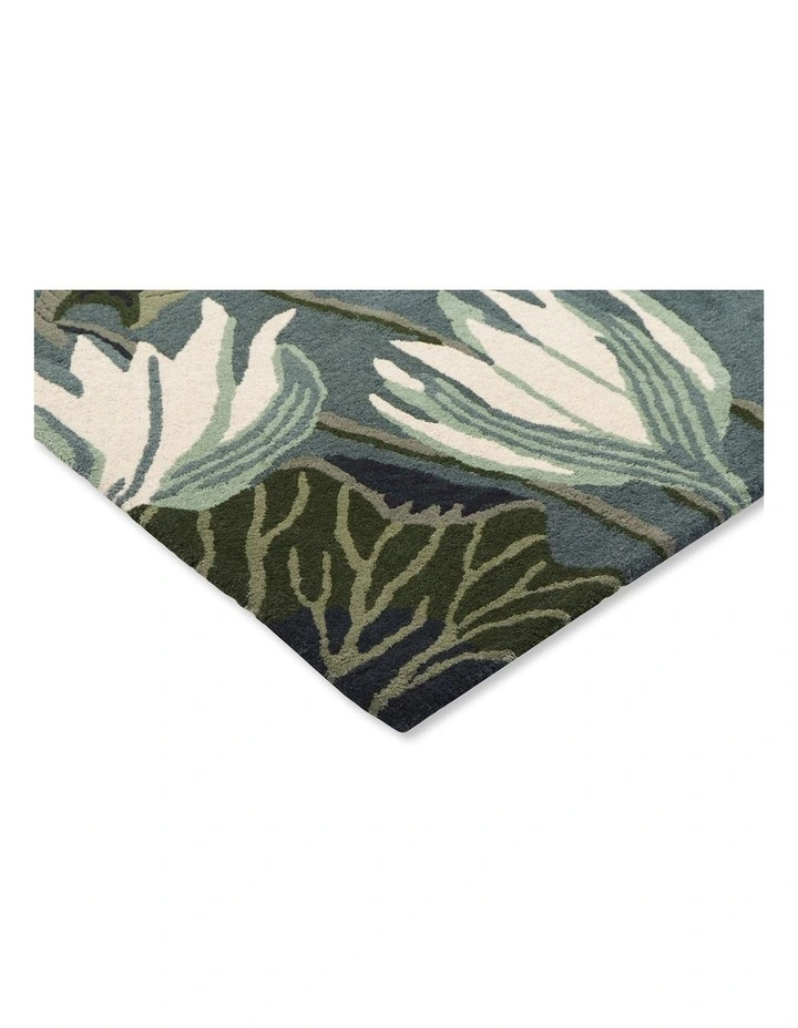 Waterlily Rug 038608 in Midnight Pond image 5