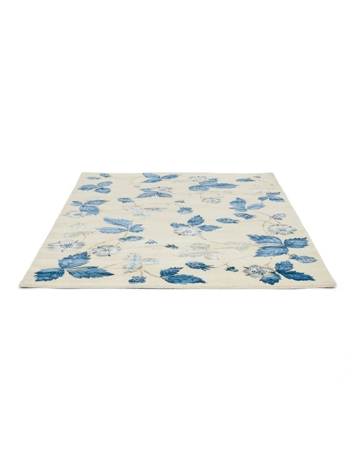 Wild Strawberry Rug in Cream image 3