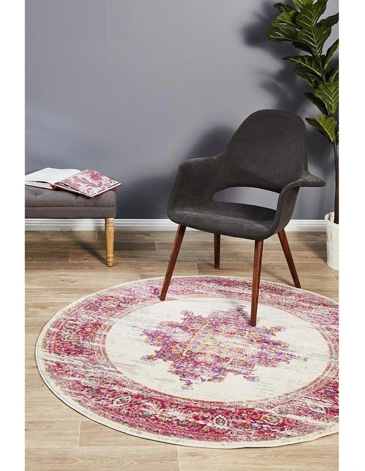 Babylon Round Rug 211 in Maroon image 2