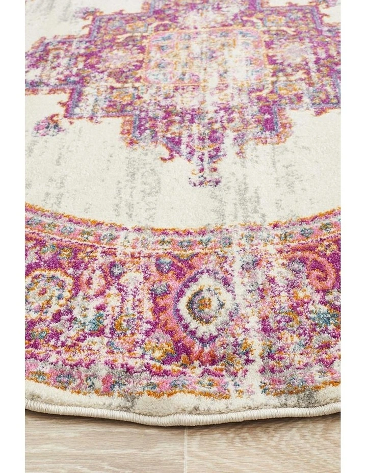 Babylon Round Rug 211 in Maroon image 5
