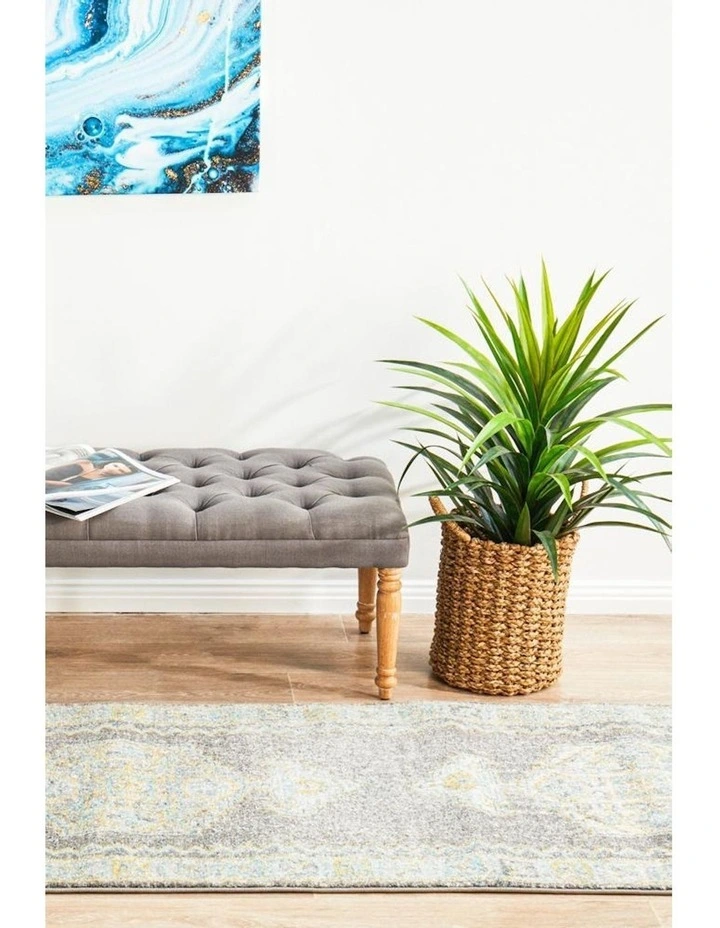 Century Runner Rug 944 in Grey image 4