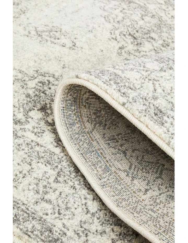 Century Rug 977 in Silver image 2