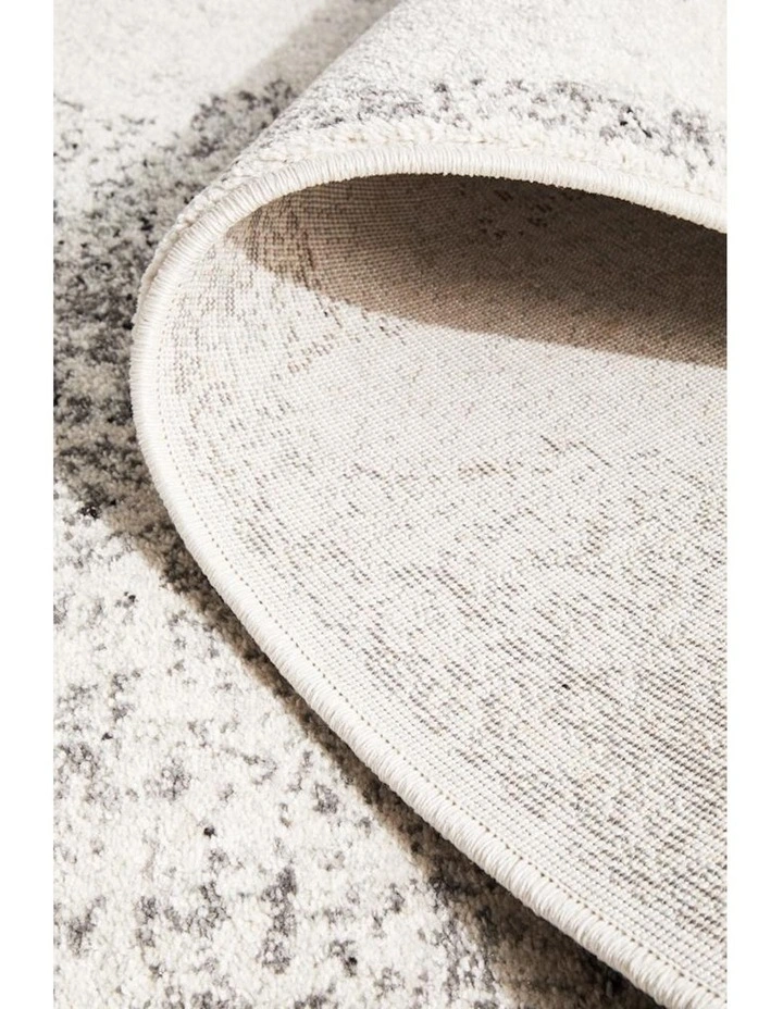 Chrome Rita Rug in Silver image 2