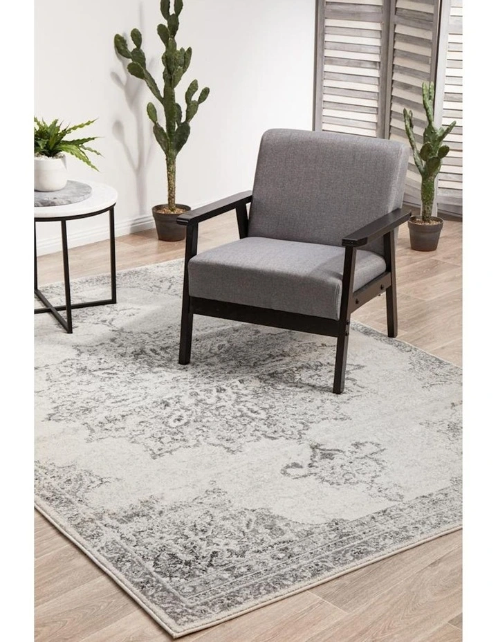Chrome Rita Rug in Silver image 4