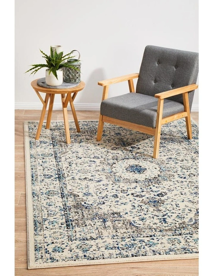 Evoke Mist Transitional Rug in White image 2