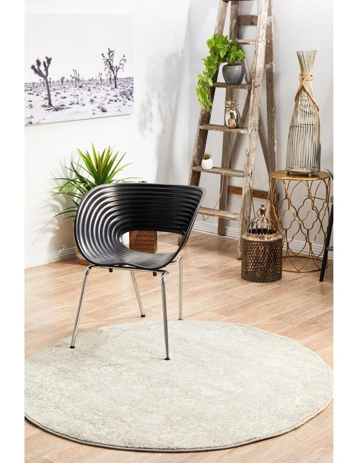 Evoke Shine Transitional Round Rug in Silver image 7