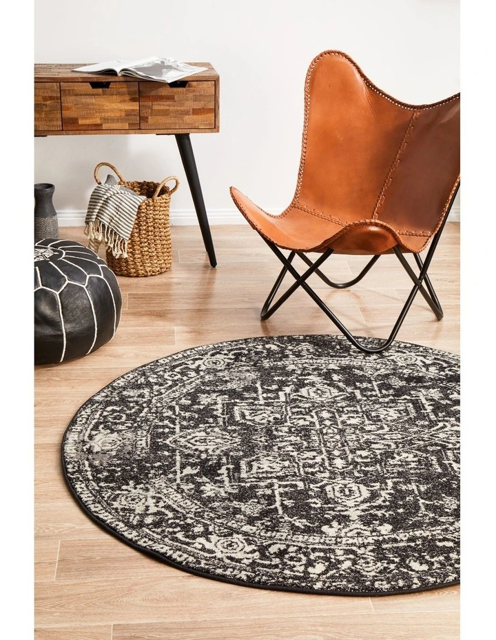 Evoke Scape Transitional Round Rug in Charcoal image 4