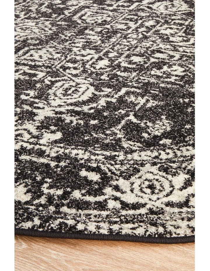 Evoke Scape Transitional Round Rug in Charcoal image 5