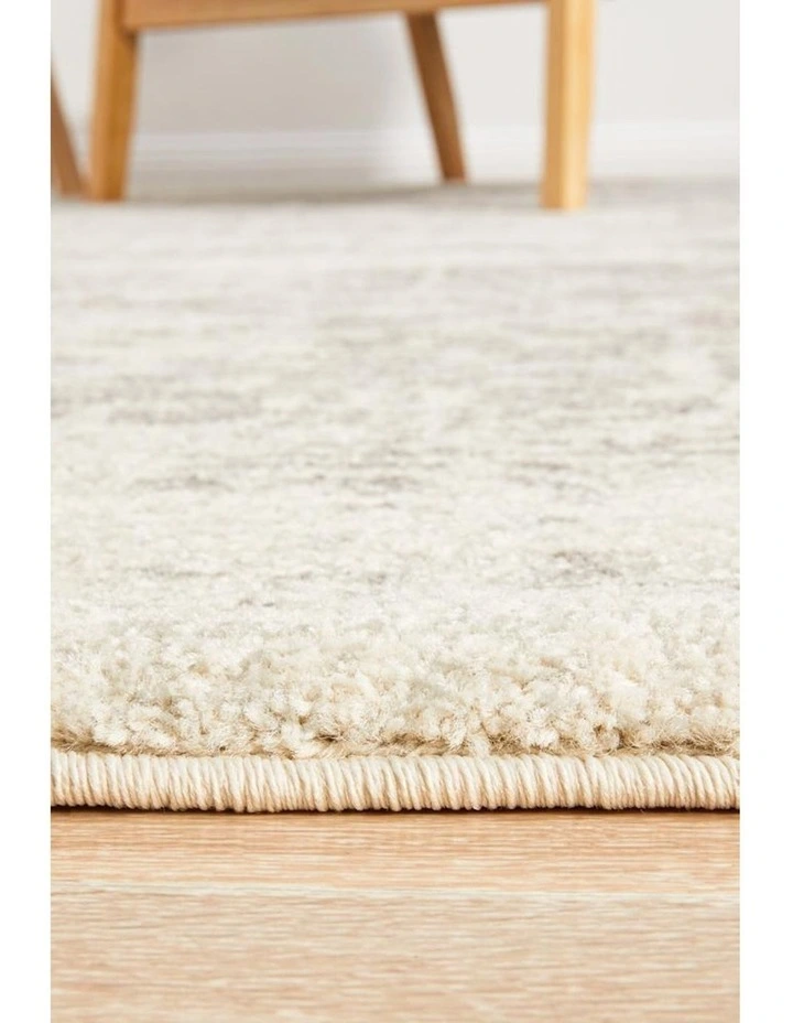 Evoke Dream Transitional Rug in White Silver image 7